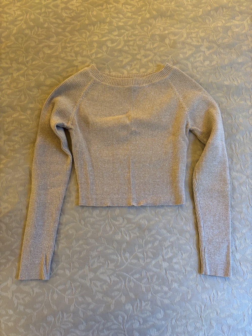 Hera Collection Beige Crewneck Ribbed Knit Sweater